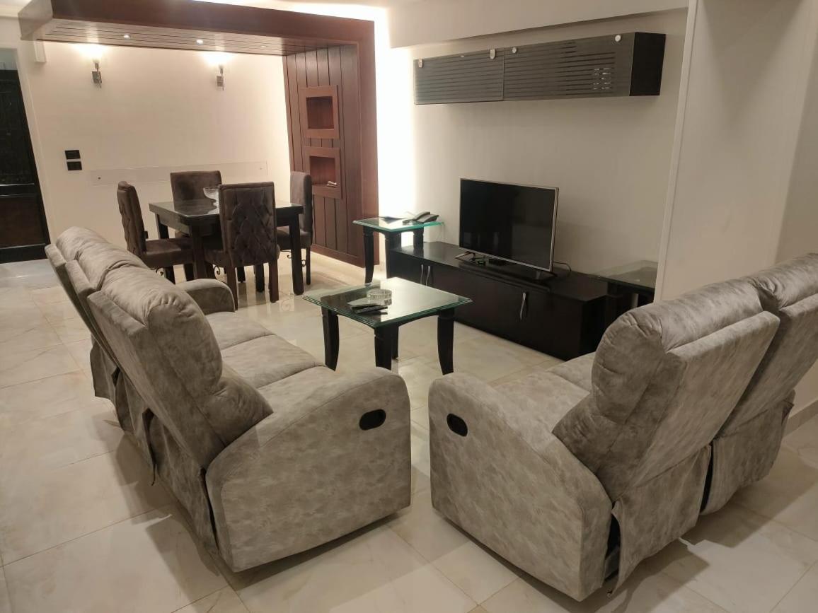 Tohfa Luxury Apartment Kairo Bagian luar foto